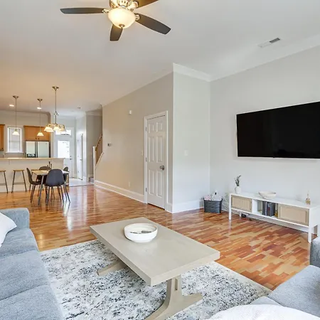 Greensboro Townhome With Fire Pit Less Than 1 Mi To Downtown